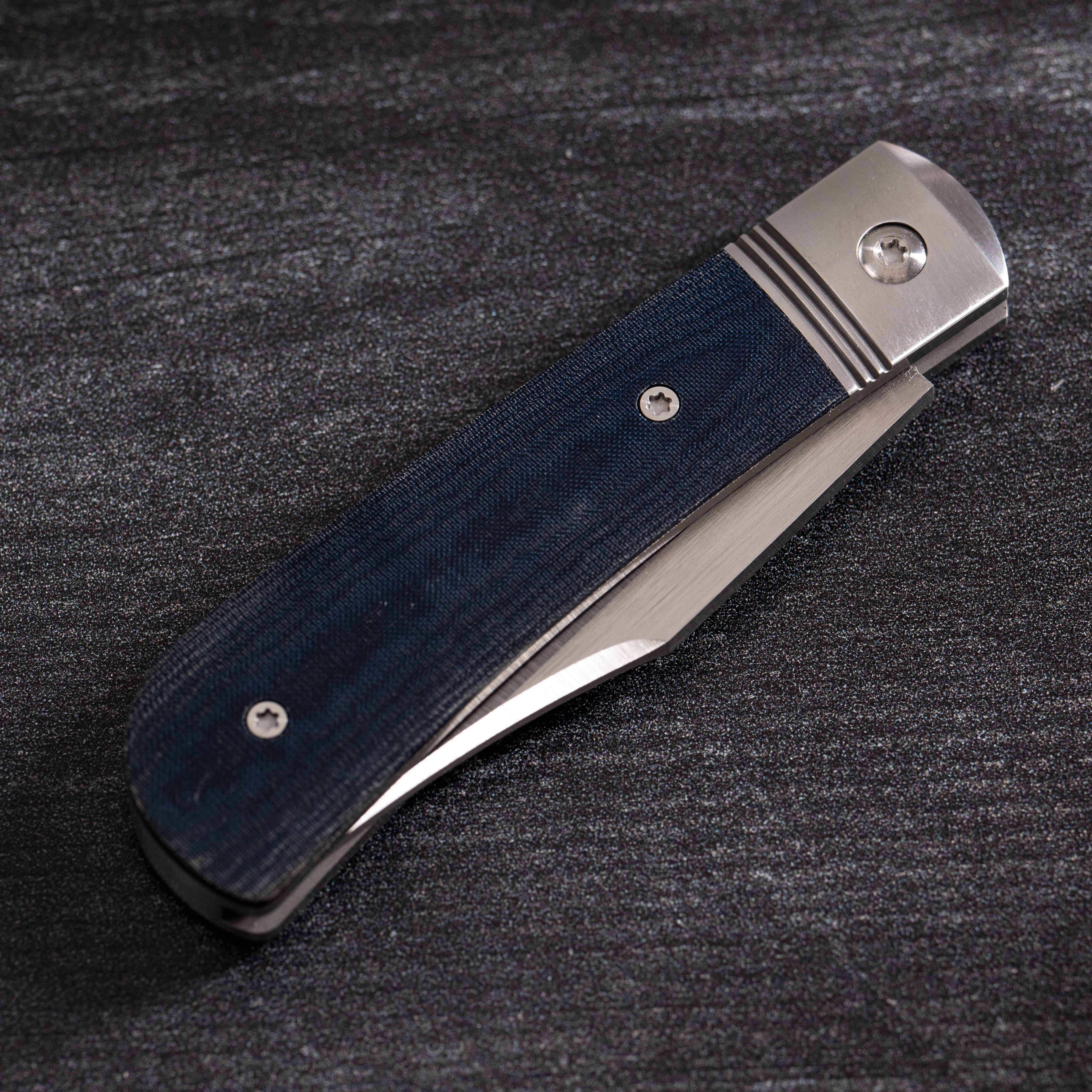 Benny's Clip - Blue Linen Micarta