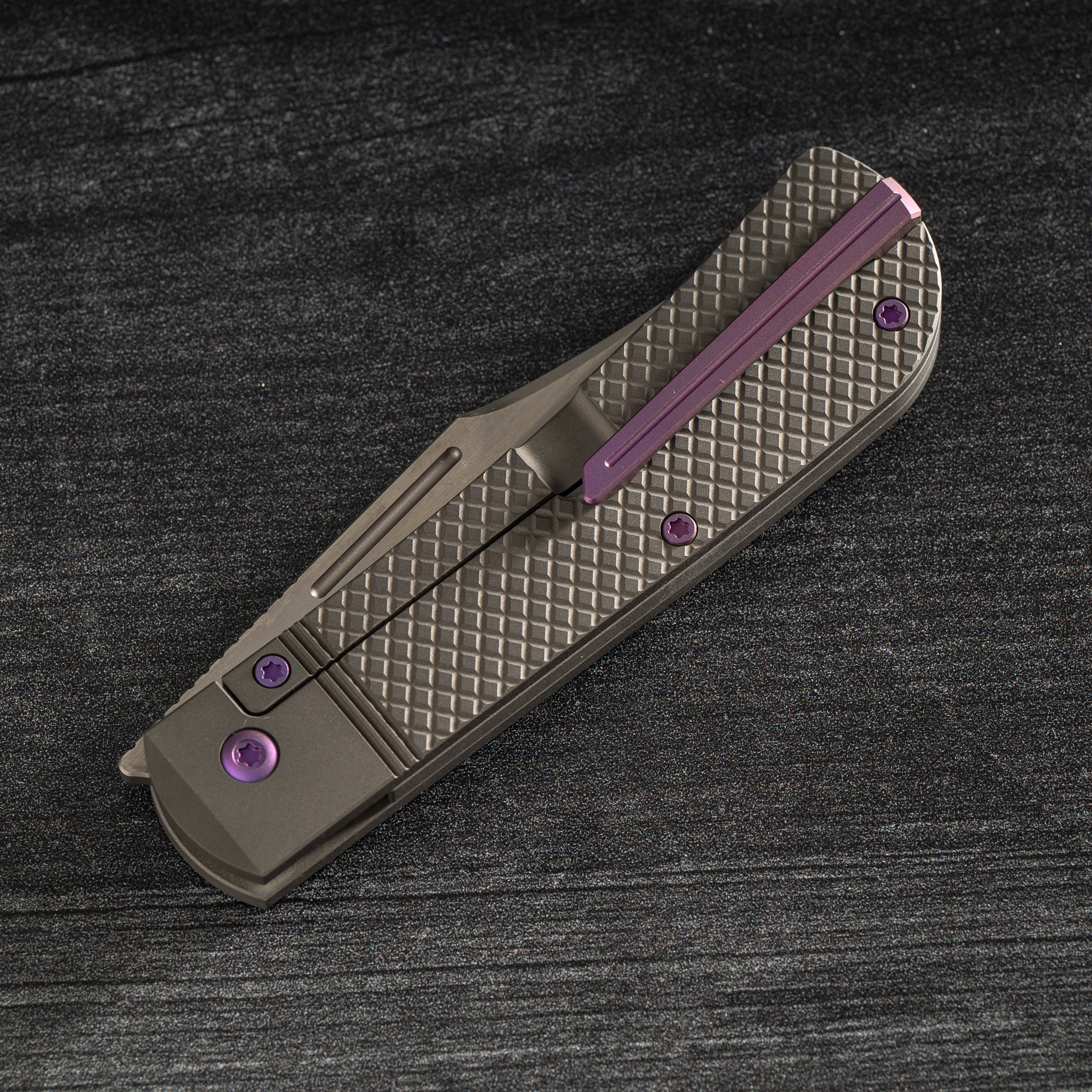 The Benny - Titanium Cross Hatch Hand Satin